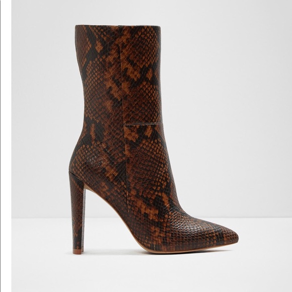 Beautiful Boots - Picture 1 of 2